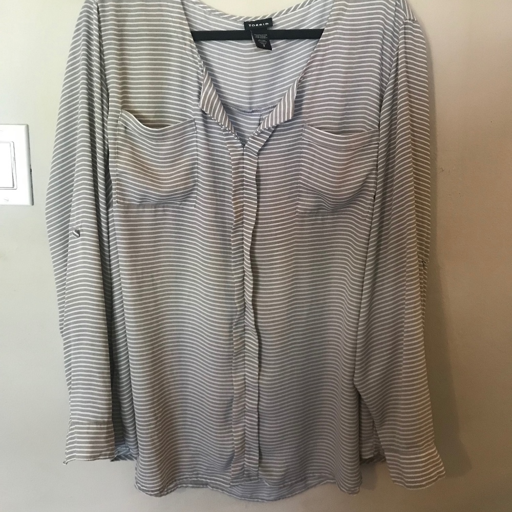 Grey / White striped TORRID flowy top